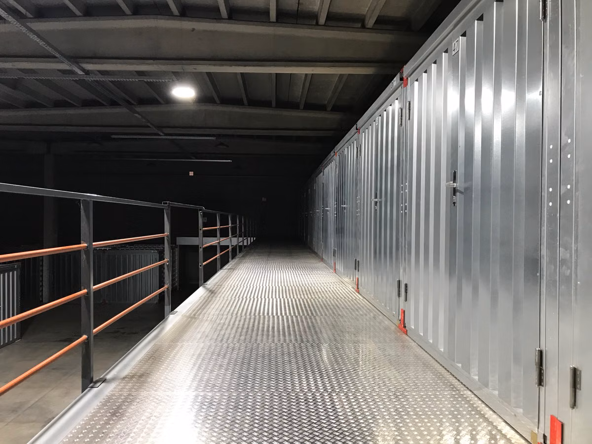 Storage unit corridor